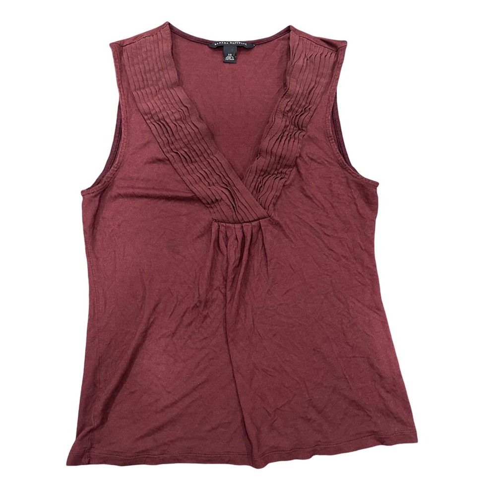 Banana Republic Womens XS Burgundy Pleated Surplice V-Neck Sleeveless Jersey Top